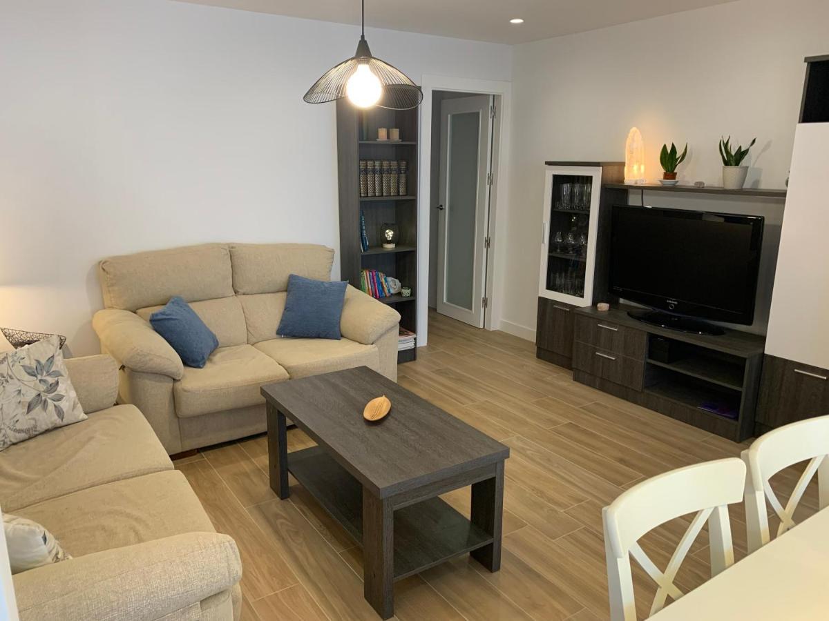 Acogedora Casa Con Patio En El Tiemblo Lägenhet Exteriör bild