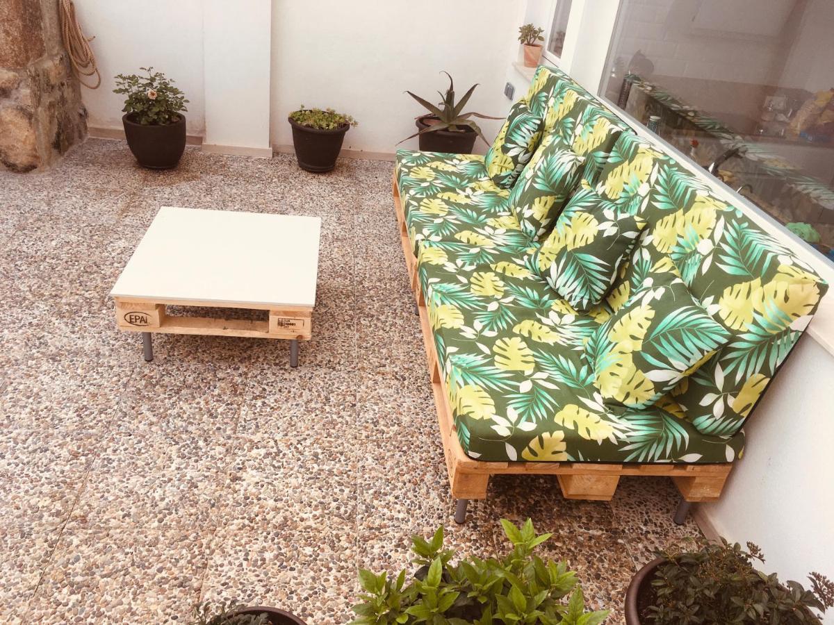 Acogedora Casa Con Patio En El Tiemblo Lägenhet Exteriör bild